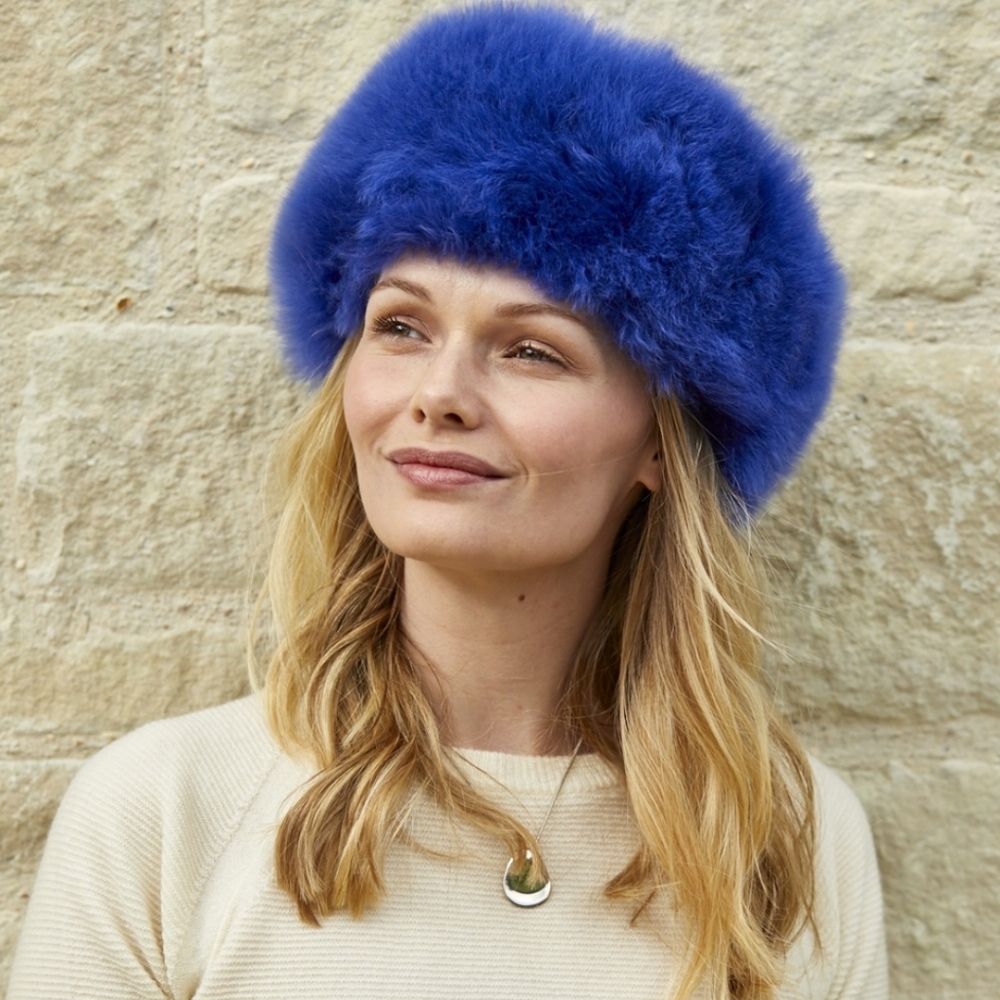 NWT baby alpaca fur hat